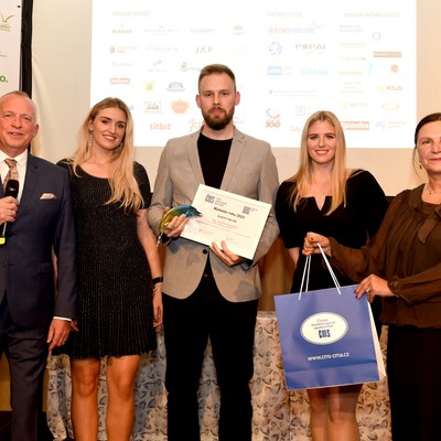 �esk� marketingov� spole�nost - Duhov� delf�n