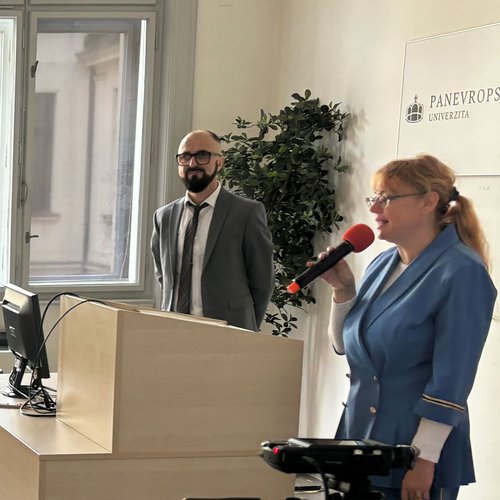 esk marketingov spolenost - Zahjen semine Marketing a komunikace v souasnm elektronickm svt - 7. kvtna 2024