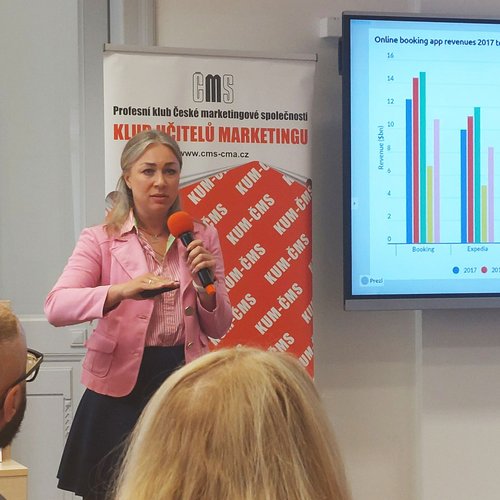 esk marketingov spolenost - Nov trendy v mobilnch aplikacch v cestovnm ruchu