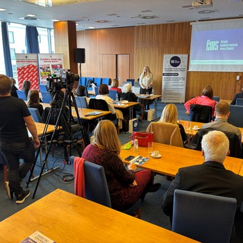 esk marketingov spolenost - Semin Marketing a uml inteligence: Inspirace bez hranic