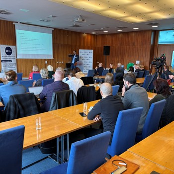 esk marketingov spolenost - Semin Marketing a uml inteligence: Inspirace bez hranic