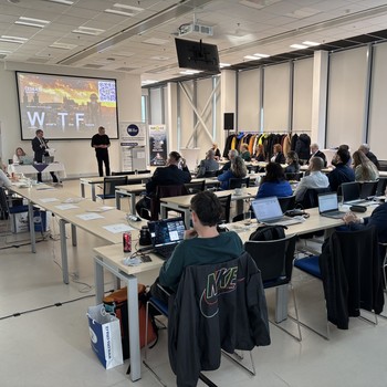 �esk� marketingov� spole�nost - Vzd�l�vac� projekty �esk� marketingov� spole�nosti