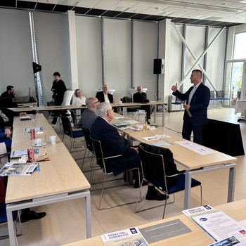 �esk� marketingov� spole�nost - Vzd�l�vac� projekty �esk� marketingov� spole�nosti